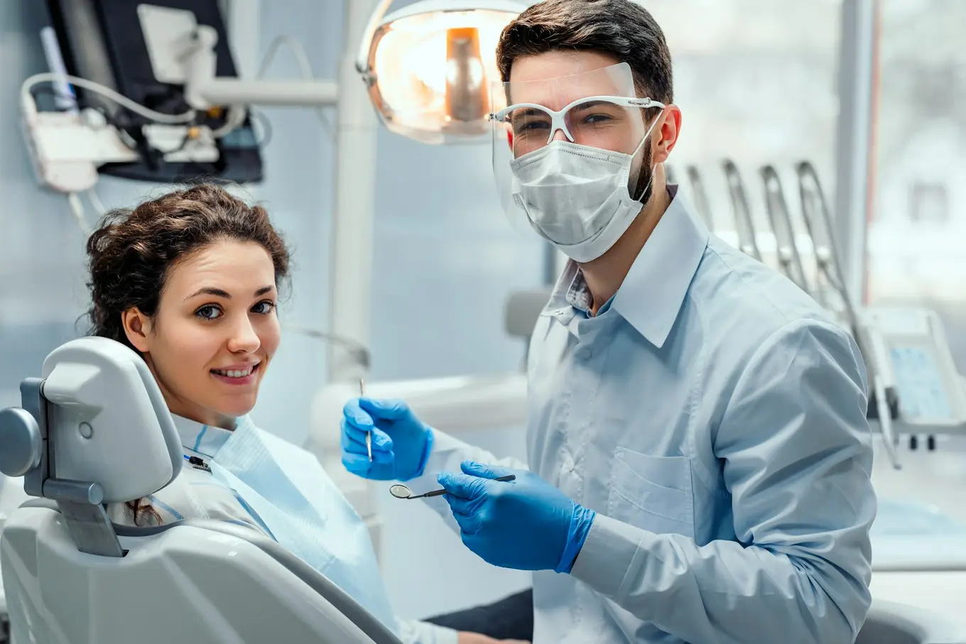 dentysta i pacjentka